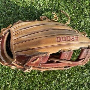 Wilson A2000 Outfield Glove 12.75